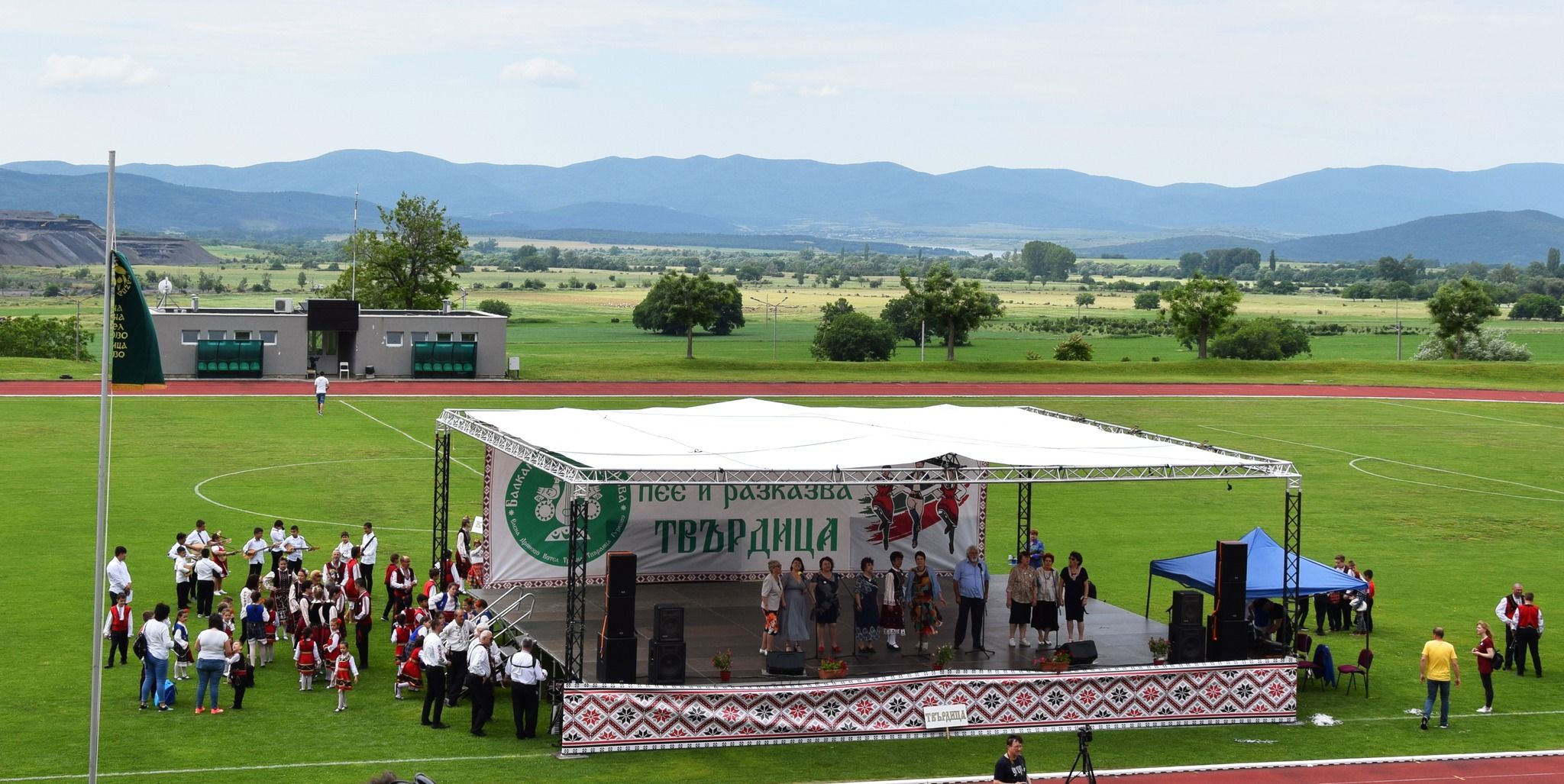photo2.jpg
